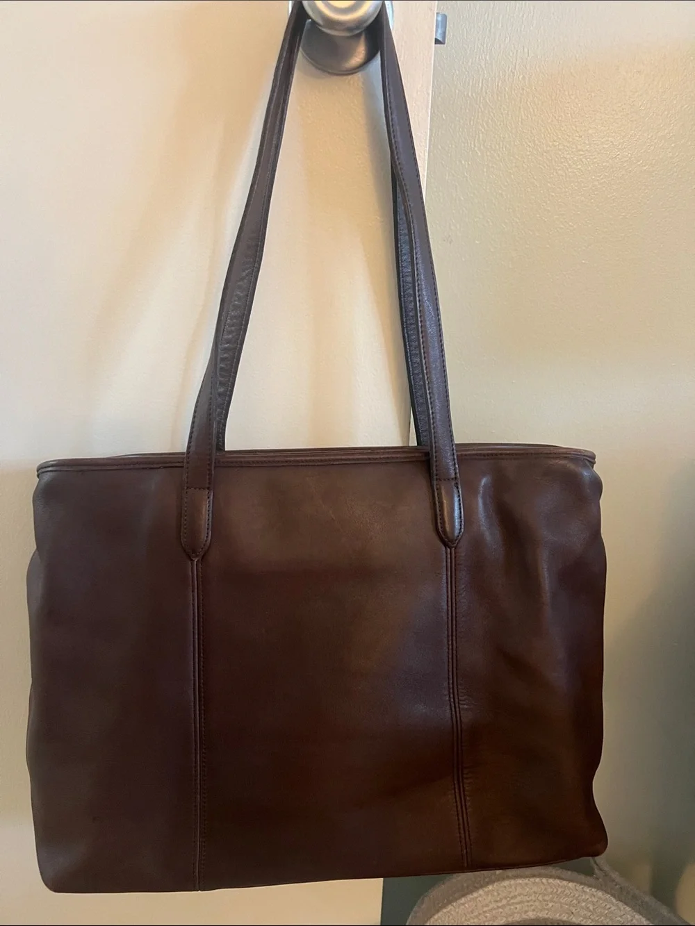 Vintage Coach Brown Glovetanned Leather Zip Top Tote (Style 9819)